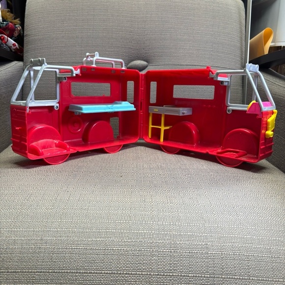 Barbie Chelsea Fire Truck Playset Vehicle - Picture 4 of 5